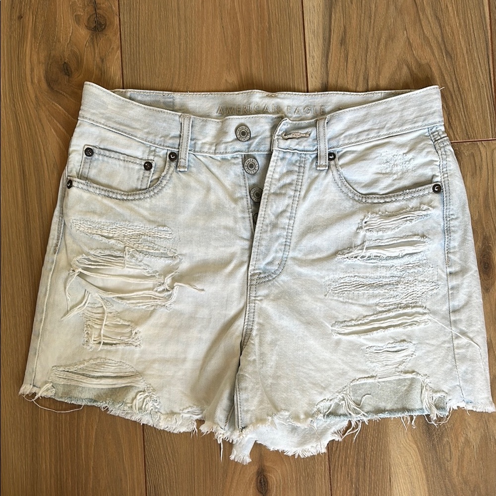 AMERICAN EAGLE DENIM SHORTS SIZE 4